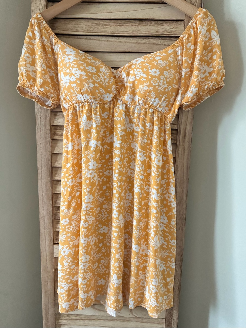 Almost Babydoll Cottagecore Mustard Yellow Floral  Mini Dress Sweetheart Neck M